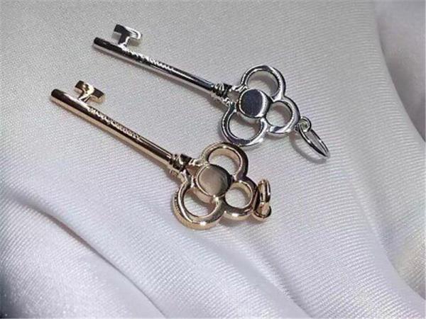   diamonds of crown key 18kt gold  with yellow gold or white gold or pink gold