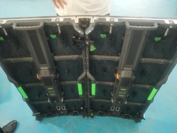 500x1000mm P2.6 Giant Series Outdoor Stage Rental LED Display with Die-Cast Aluminum Cabinet for Easy and Operation