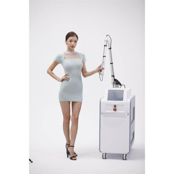 Portable 1064nm 532nm Picosecond Laser Machine 755nm 7 Joint Arms Fractional Head Focus Head