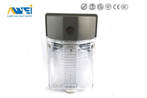 Small Outdoor LED Wall Pack 15W 25W Power Dusk To Dawn LED Light CE Rating Outdoor Security Lighting