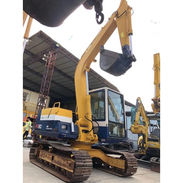 Комацу PC60 экскаватор с емкостью 0.37 м3 и двигателем Камминс