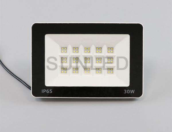IP65 Waterproof a luz de inundação da segurança do diodo emissor de luz característica Ultrathin de 30 watts