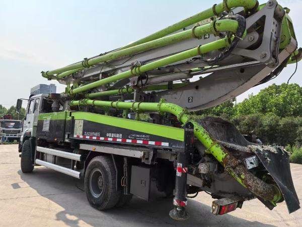 Used Zoomlion 38 Meters 38M Concrete Pump Truck Steyr Second Hand Hydraulic Pumps 2020