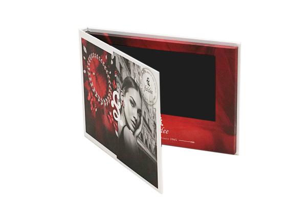 Brochure vidéo en couleur personnalisée de 7 pouces avec 2 à 5 heures de vie de la batterie et calendrier de bureau