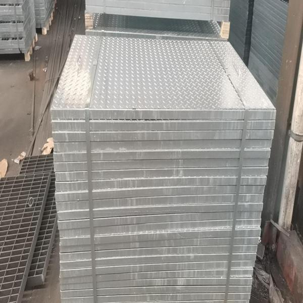 Serrated Stainless Steel Grating with 6x6mm Cross Bar