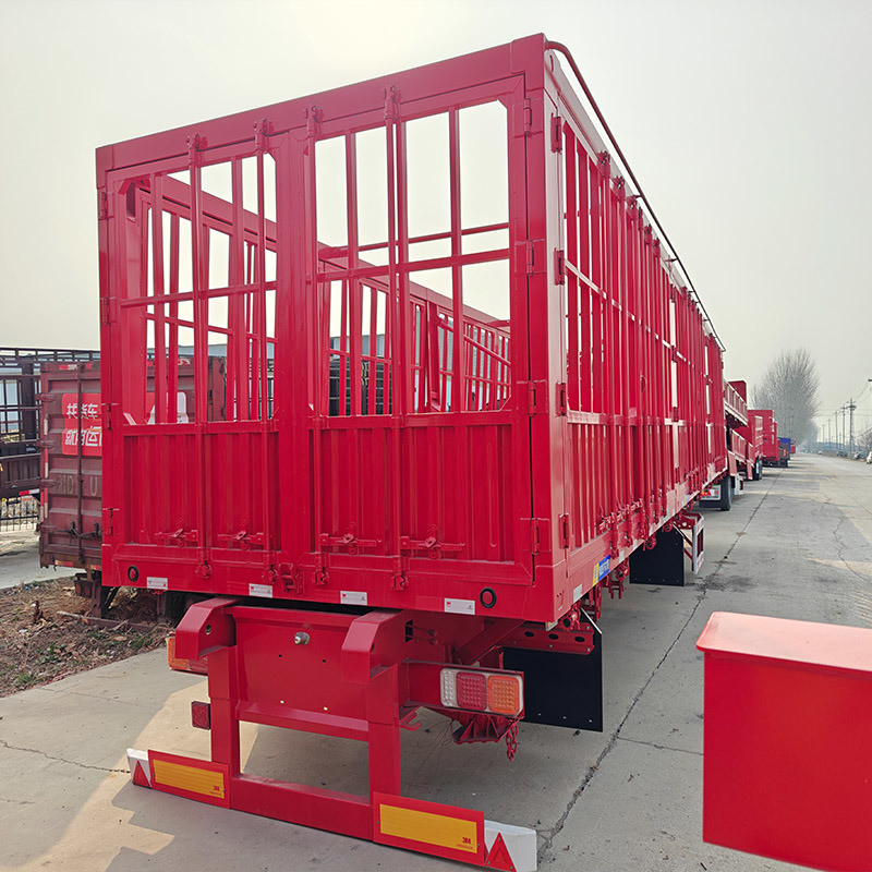 Grade Heavy Duty Self-dumping Cattle Carrier Trailer for Livestock Transport Truck