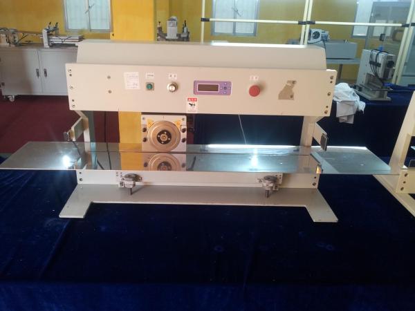 Exhibición del PWB Depaneling LCD de Mini Fully Automatic con el equipo del sensor