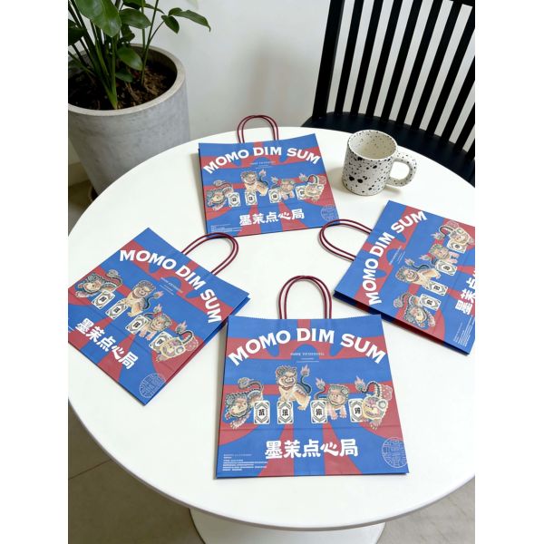 Custom Disposable Kraft Paper  twisted  handle  Bag Printing MOQ 50000 Pieces Take Away Bag