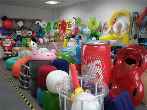 Christmas Decorations Inflatable Crown Gifts,inflatable party toy