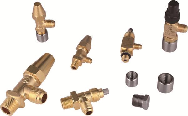 Low Pressure Drop Refrigeration Charging Valve And Threaded Angle Valve Good Stability