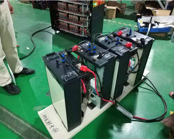 Bloco da bateria de lítio Lifepo4 para o carro de turismo/o reboque/caravana do curso