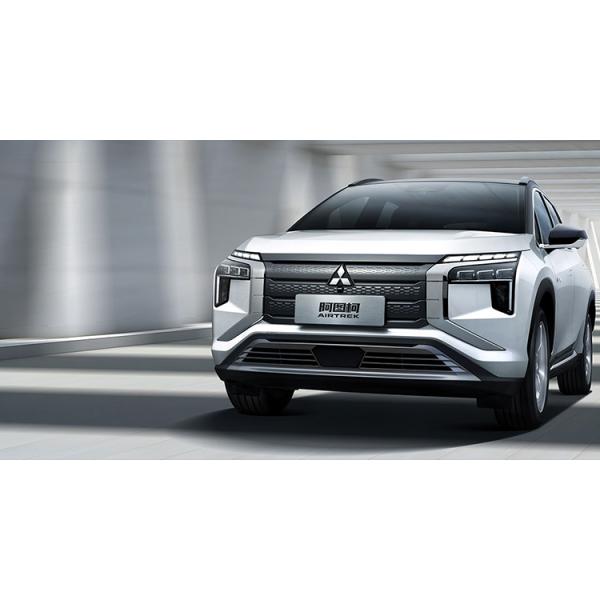 520km Range Mitsubishi AIRTREK Chinese Electric Car 4 Four Wheel Car Vehicle Length x width x height mm 4630*1920*1728