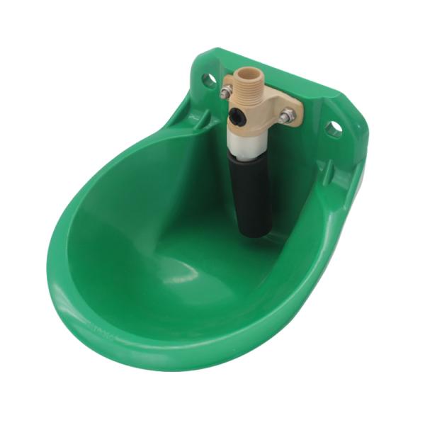 Поилка для овец и коз, пластиковая, 900 мл, с пластиковым клапаном