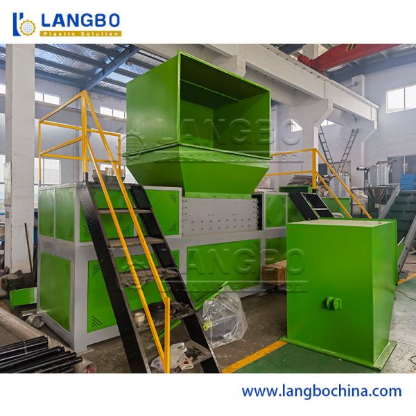 Plastic Shredder Machine For PE/PP Material Processing And Large Volume Waste Recycling