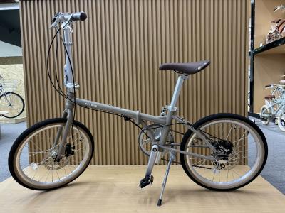Bicicleta de estrada dobrável com freio Shimano Altus e aro de aço de 20 polegadas