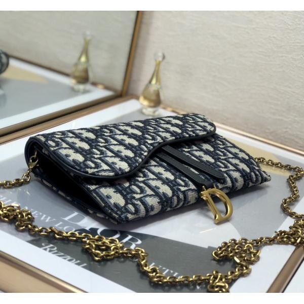 L'OEM a stigmatisé la selle long Dior Oblique Jacquard Pouch Wallet