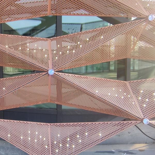 Insulation Systems and Natural Light in Aluminium Curtain Wall with Advanced Glass Technologies