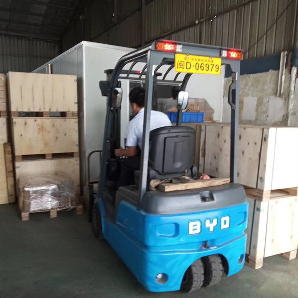 BYD Counterbalance Lift Truck , BYD Electric Forklift 3.5 Ton Load Capacity With 4 Wheel