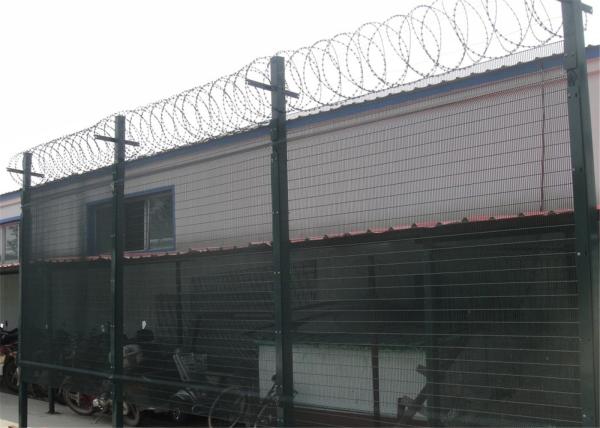 Factory price 2x2 welded wire security fence prison mesh