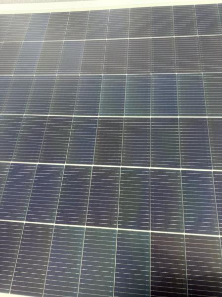 Lightweight Bendable Solar Panel 520W 12V Monocrystalline for RV Trailer Boat Cabin Van Car Uneven Surfaces XSCM-520-T
