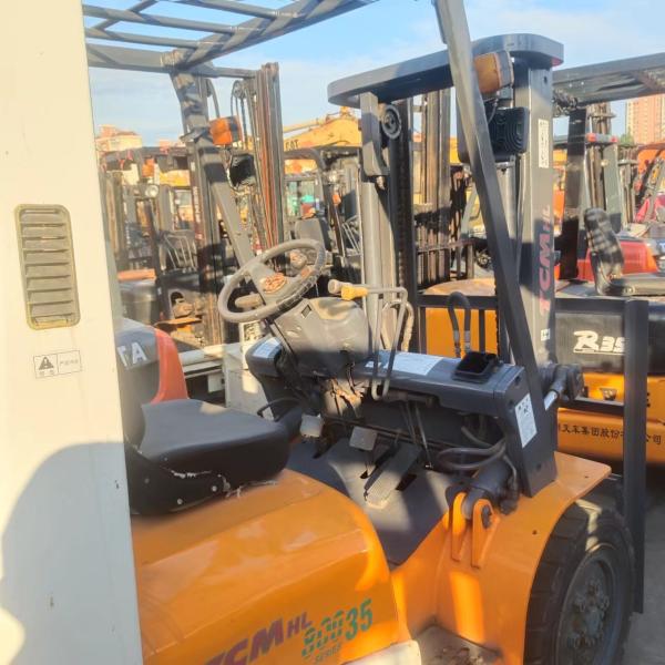 Equipamento e máquinas de construção TCM 35 em segunda mão