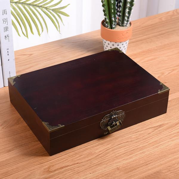 Customized Logo Acceptable Vintage Style Wooden Jewelry Gift Box with Lock and Key