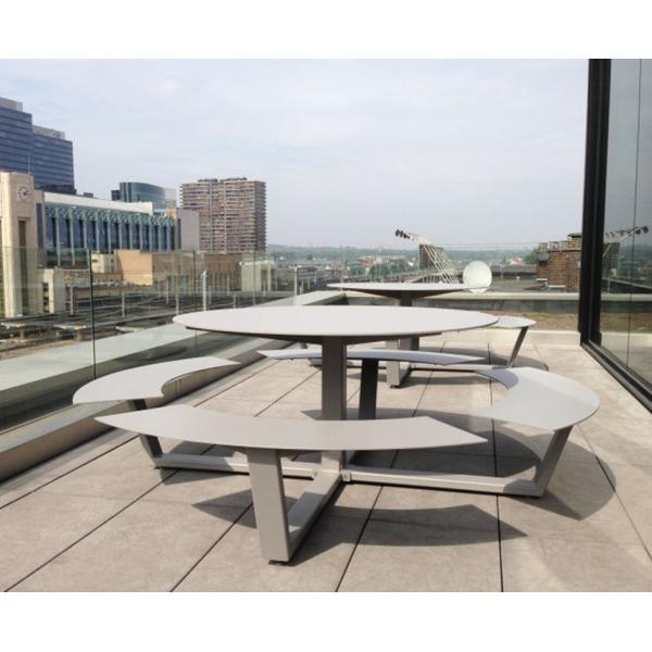 High Quality Metal Picnic Table Customized Round Shape Picnic Table Garden Park Dinning Table Chair