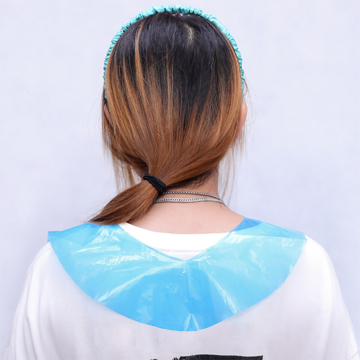 Hubei Haixin Disposable Blue and White PE Apron Waterproof LDPE Material Kitchen Sleeveless Plain Style for Cleaning Wholesale