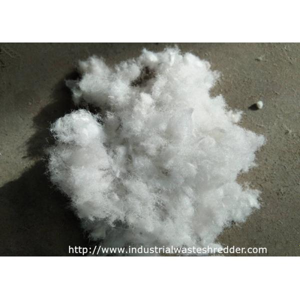 La trituradora rociada/del vacío del algodón de residuos industrial acolcha el cortador del saco de dormir con los sacapuntas