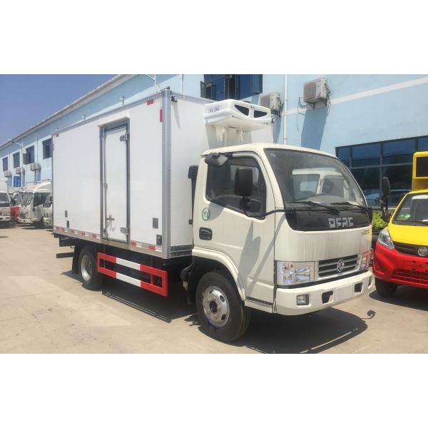 3 Ton Small Cooling Van Refrigerated Freezer Truck , Manual Refrigerated Box Van