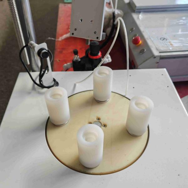 LED PAR Light Automatic Glue Dispenser Industrial Automated Glue Dispensers High Speed