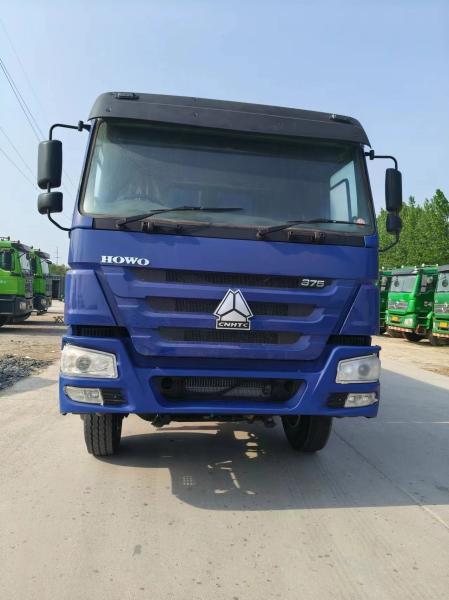 6×4 Drive Wheel HOWO Dump Truck 440HP and 12 Tyres for Heavy Load Capacity