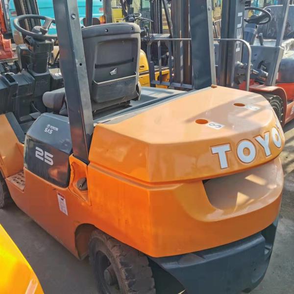 Japón Camión elevador eléctrico compacto usado TOYOTA 2.5 toneladas Camión elevador motor de potencia