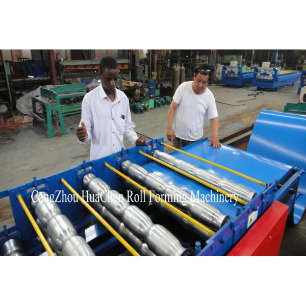 Rollo acanalado de alta velocidad de la capa doble que forma la máquina con control del PLC