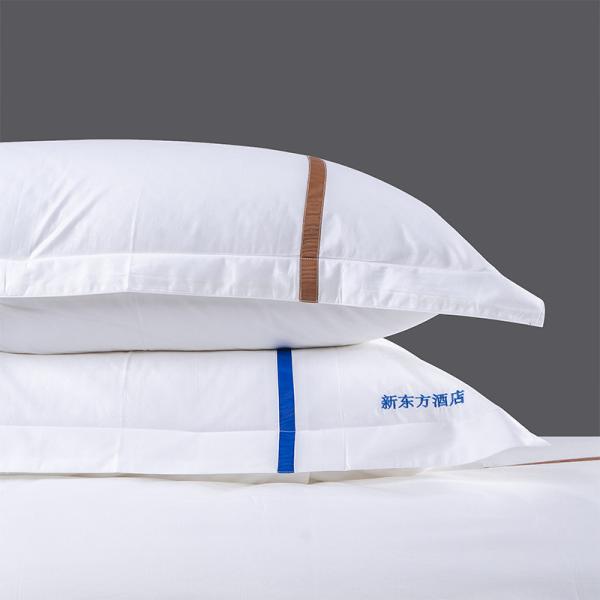200TC Hotel Linen Bedding Set With Decoration Lines
