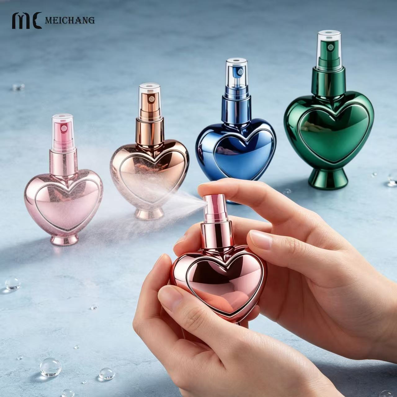 25ml, 50ml, 80ml and 120ml Heart-Shaped Electroplated PET Fine Mist Spray Bottle (MC-449)