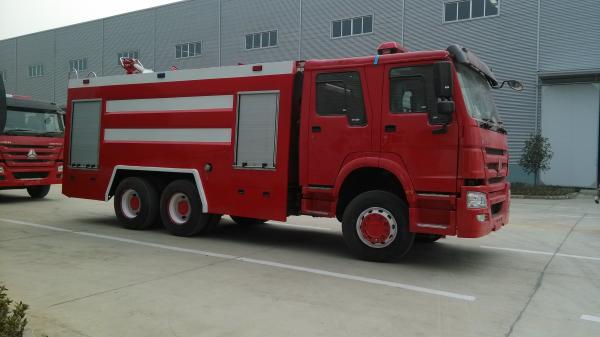 China Fire Rescue SINOTRUK 6X4 Water Foam Fire Fighting Truck for Sale