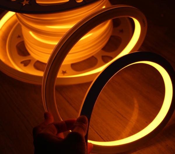 luz de decoração amarela DC 12V LED sinal de néon luz de tubo quadrado 16 * 16mm superfície de emissão plana IP68