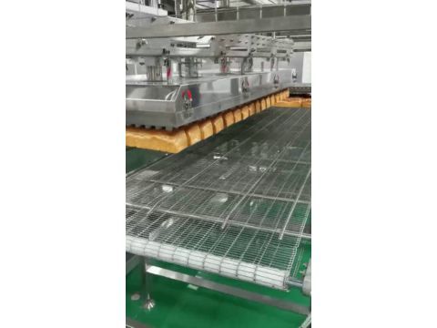 Turnkey Industrial Sandwich Bread Line Featuring Whole Grain Flake Topping System