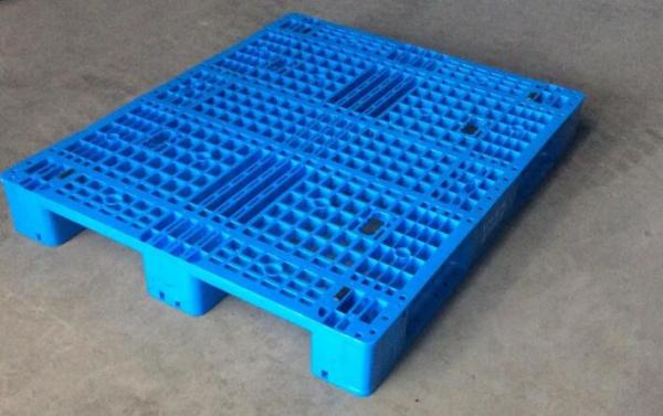Light weight one time plastic pallets for transport and storage, Heavy duty cross bottom plastic pallet with 6 runners