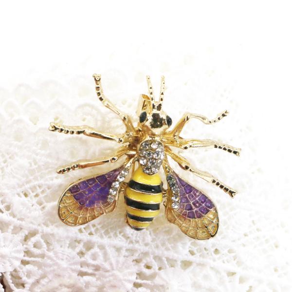Alloy Fashion Brooch Pin , Gold Bee Brooch With Shiny Diamond OEM ODM