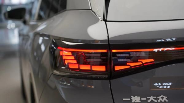 2024 Volkswagen ID4 Crozz Pro EV 5 Seat SUV 600 KM Range High Speed Luxury Electric Car