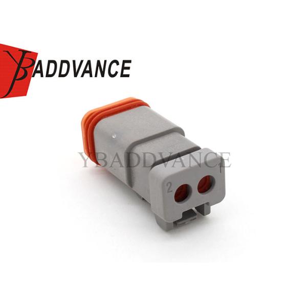 Штепсельная вилка контактного разъема DT 2 DT06-2S-C017 Deutsch с с выдвинутой крышкой кожуха и конца