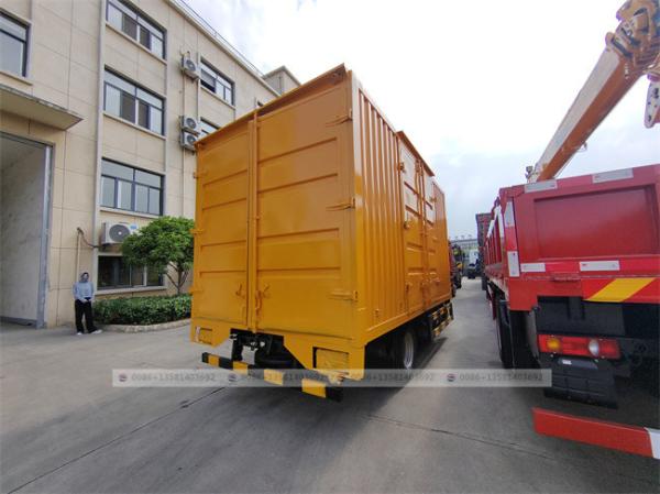 Dongfeng Light Truck 4x2 4x4 Single Double Cabin Van Cargo diesel Mini Cargo Truck
