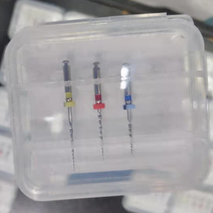 Система Retreatment файлов сплава Niti зубоврачебным Endo роторным сортированная Retreatment