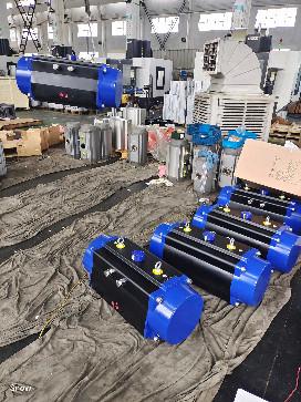 Rack And Pinion Pneumatic Valve Actuator AT270 Low Temperature Pneumatic Drive