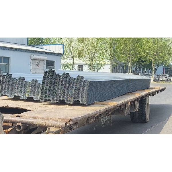 Customizable Colors Corrugated Metal Decking with High Corrosion Resistance and Load Capacity Up To 500 Kg/m²