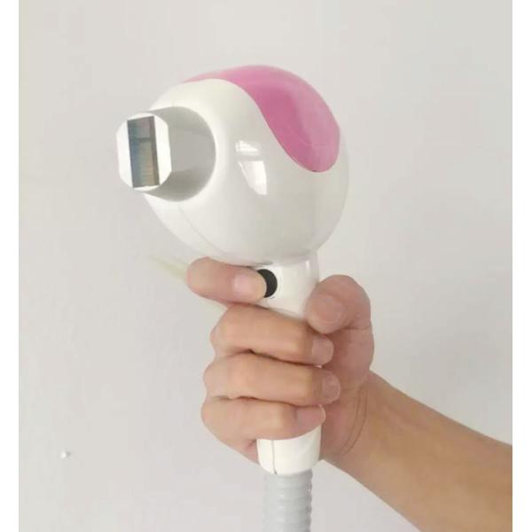 Portable 12 * 24mm Diode Laser Hair Removal Machine Semi Conductor Cooling