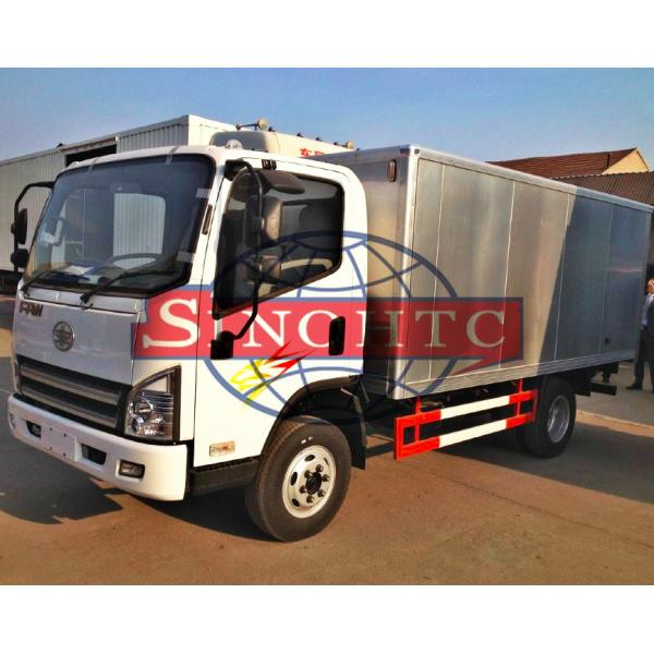 3 - 5 Tons Cargo Transport Truck LHD FAW Closed Van Truck 5000Kg Rated Load