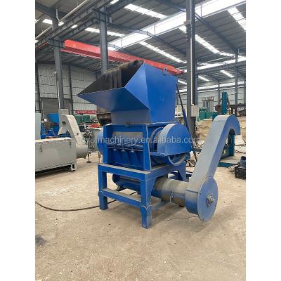 Máquina de trituração de casca de coco mais recente com tamanho de corte 1-5cm 2300*2000*2100mm